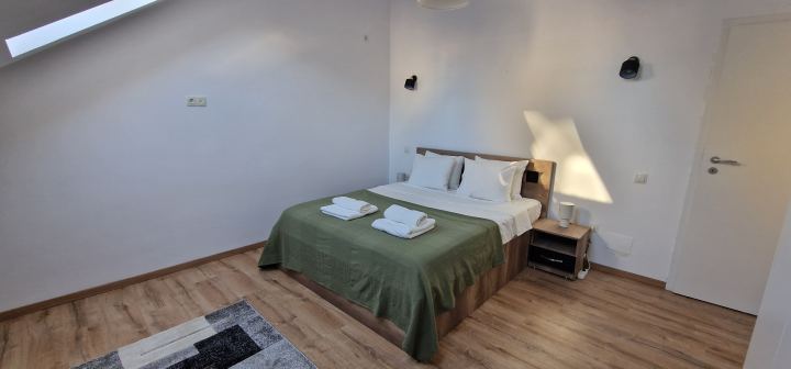 Apartament 9